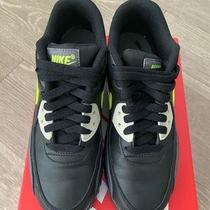 Nike Air Max 90
